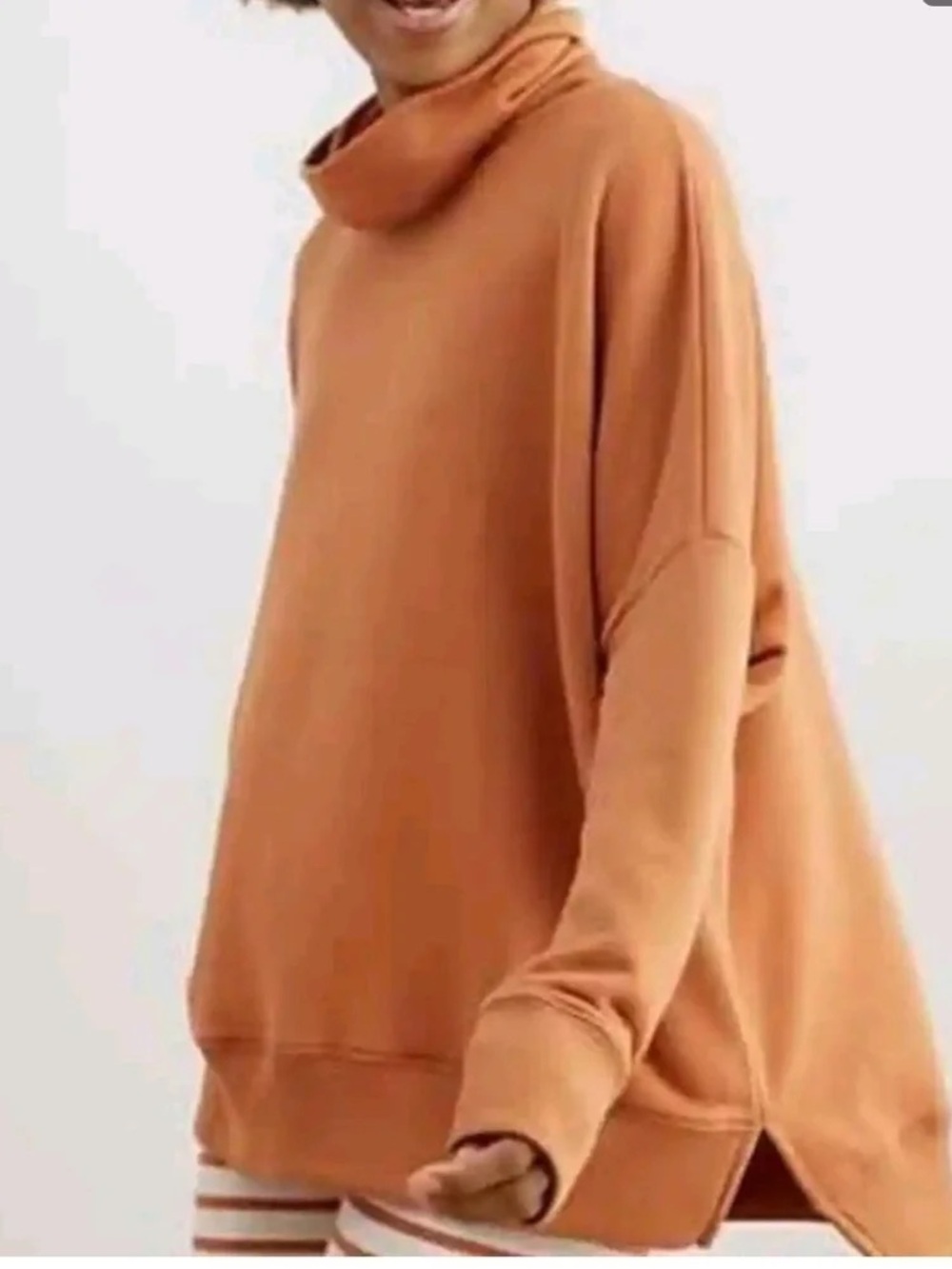 Aerie. Sunday Soft Oversized Turtleneck. Orange/Brown. Size XS.